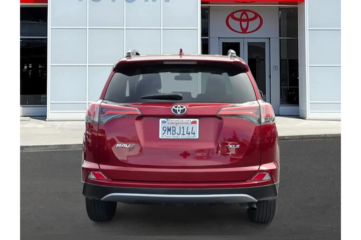 $16588 : Toyota RAV4 2018 XLE 4dr SUV image 5