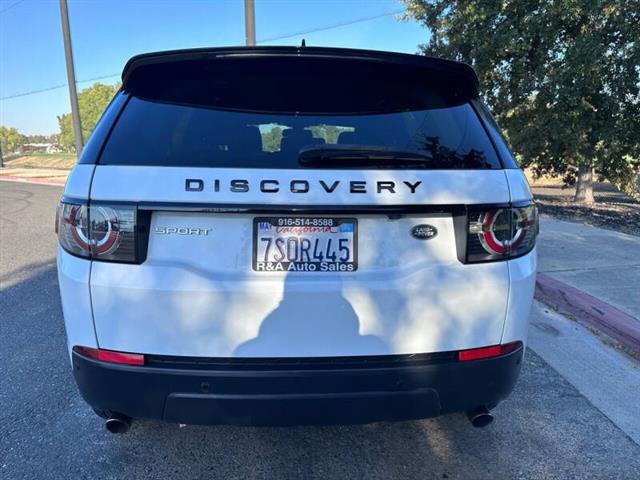 $12395 : 2016 Land Rover Discovery Spo image 5