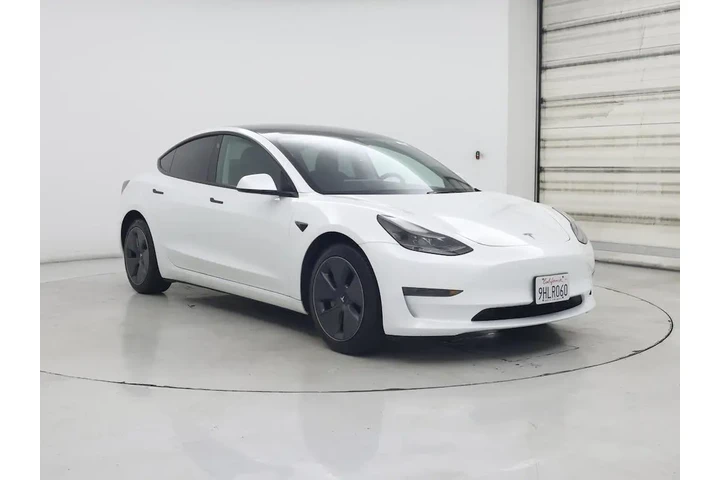 $26998 : Tesla Model 3 2023 4dr Sedan image 1