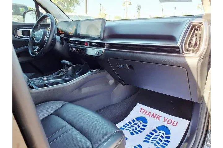 $31535 : Kia Sorento 2024 S 4dr SUV image 10