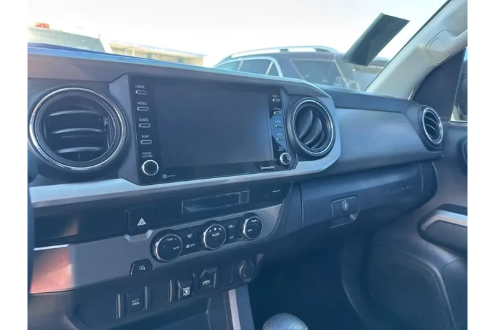 $31853 : Toyota Tacoma 2021 4x2 TRD O image 10