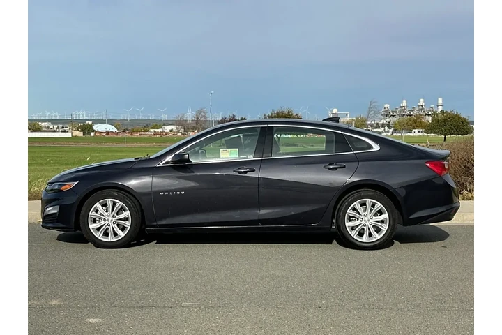 $18272 : Chevrolet Malibu 2023 LT 4dr image 7