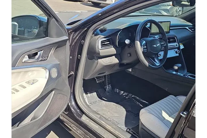 $36000 : Genesis G70 2025 2.5T Sport image 10