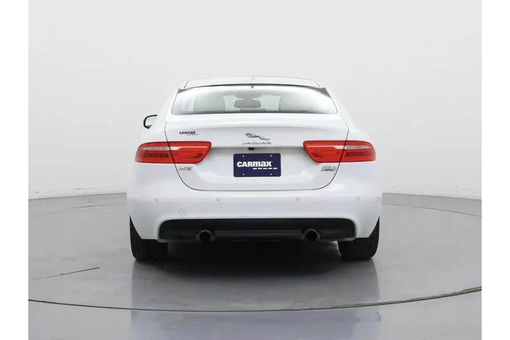 $17998 : Jaguar XE 2018 AWD 35t Premi image 6