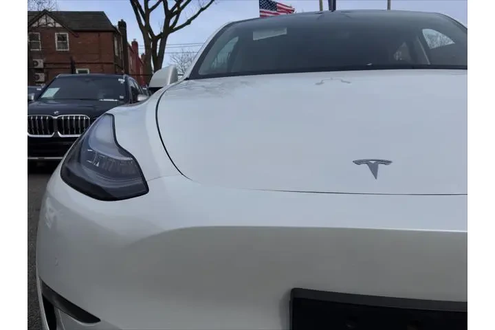 $13995 : Tesla Model Y 2021 AWD Long image 10