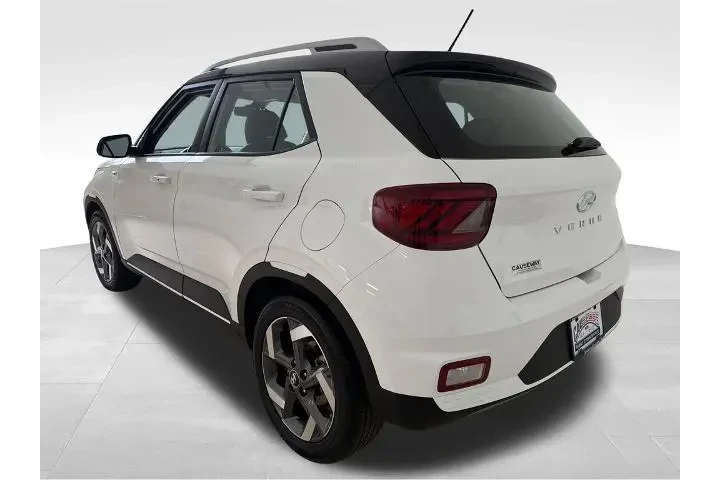 $21662 : Hyundai VENUE 2024 SEL 4dr C image 5