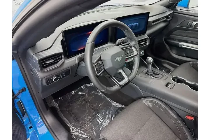 $28990 : Ford Mustang 2024 EcoBoost 2 image 9