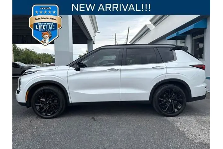$28996 : Mitsubishi Outlander 2024 SE image 1