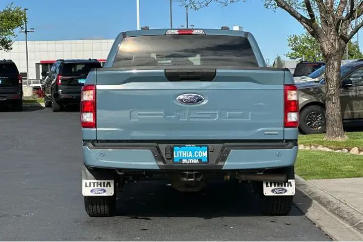 $35995 : Ford F-150 2023 4x4 XLT 4dr image 7