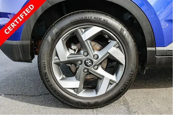 $13898 : Hyundai VENUE 2021 SEL 4dr C image 8