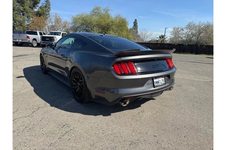 $33500 : Ford Mustang 2017 GT 2dr Fas image 3