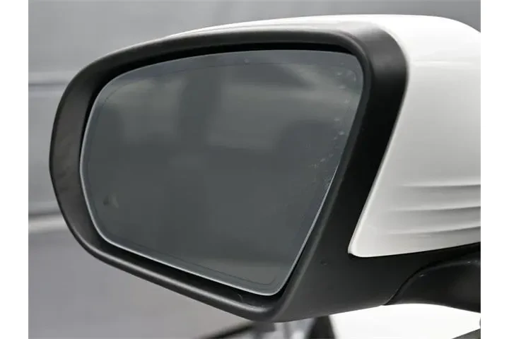 $24513 : Mercedes-Benz C-Class 2021 C image 8