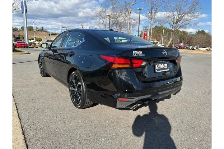 $21441 : Nissan Altima 2024 2.5 SR 4d image 5