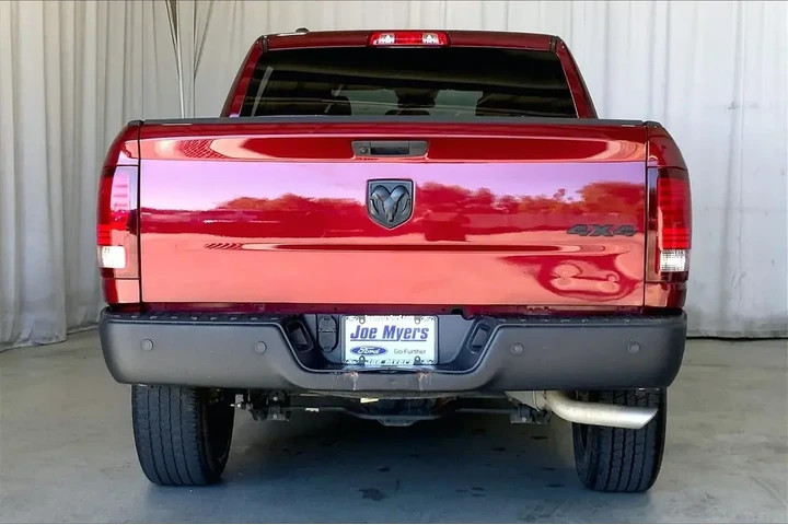 $30293 : Ram 1500 Classic 2024 4x4 SL image 3