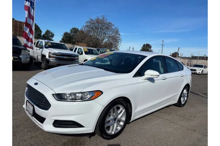 $8999 : 2016 Fusion SE image 4