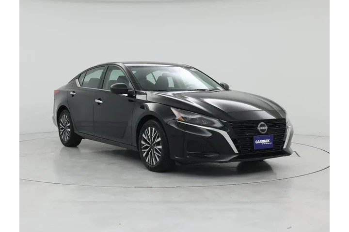 $20998 : Nissan Altima 2025 2.5 SV 4d image 1