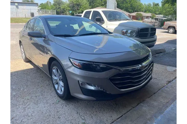 $21995 : Chevrolet Malibu 2025 LT 4dr image 4
