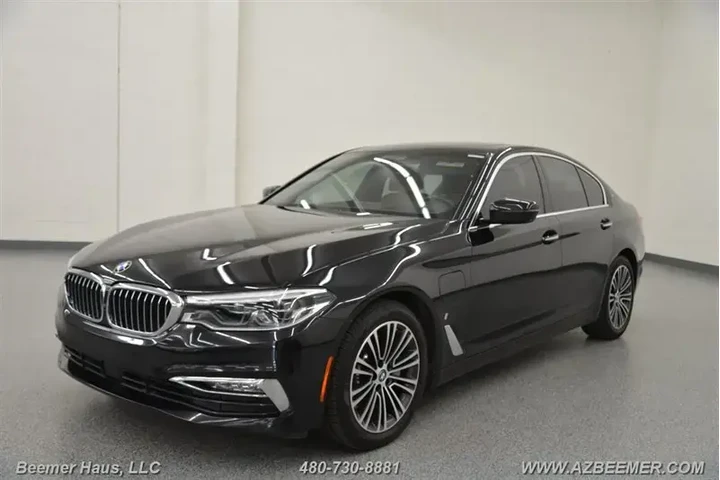$17998 : BMW 5 Series 2018 530e iPerf image 3