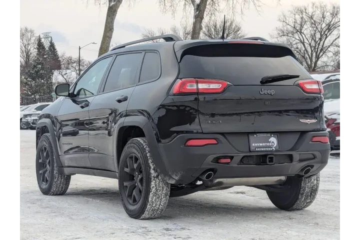 $12754 : 2016 Cherokee Trailhawk image 10