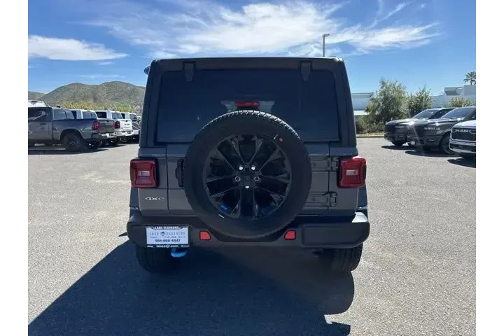 $28998 : Jeep Wrangler 2023 4x4 Sahar image 10