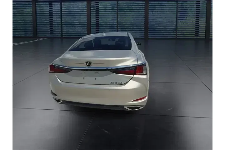 $31388 : Lexus ES 350 2019 Luxury 4dr image 7