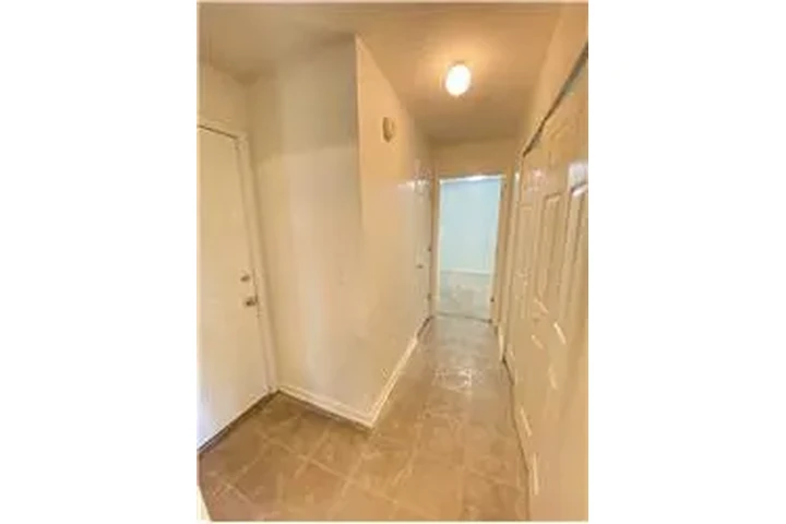 $2150 : Rental property with 3 bedro image 8