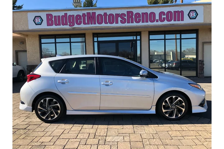 $17450 : 2018 Corolla iM 6A image 2