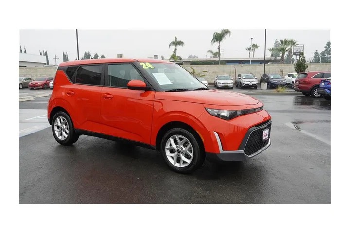 $17250 : 2024 Soul LX image 4