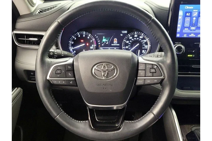 $38998 : Toyota Highlander 2021 AWD P image 10