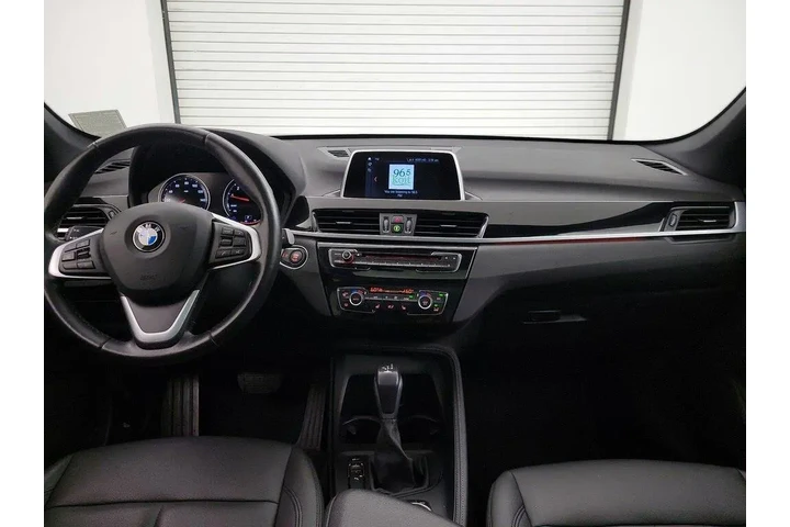 $21998 : BMW X1 2019 AWD xDrive28i 4d image 9