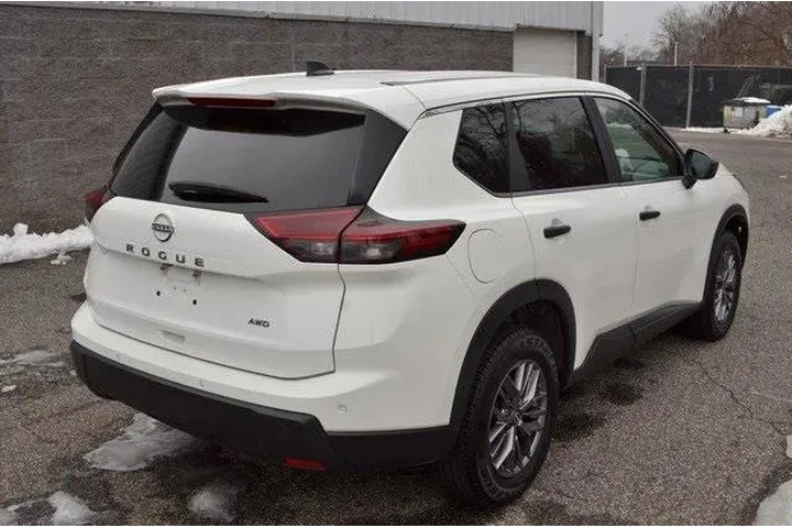 $19987 : Nissan Rogue 2024 AWD S 4dr image 8