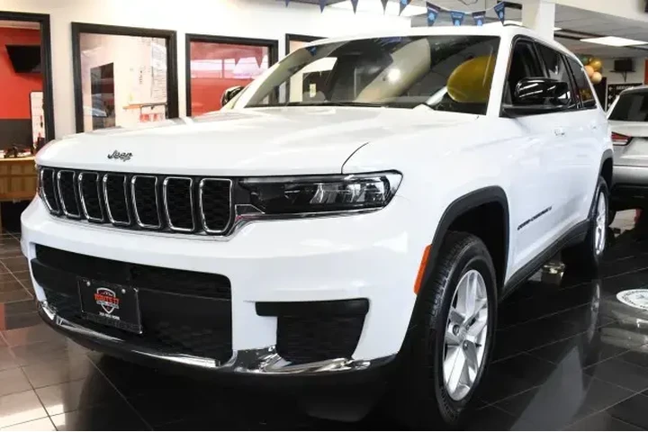 $28995 : Jeep Grand Cherokee L 2023 4 image 1