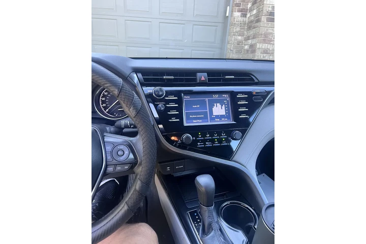$11000 : 2019 Camry LE image 7