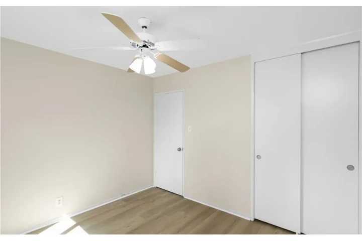 $2500 : 3 Bedroom house in Lynwood image 8