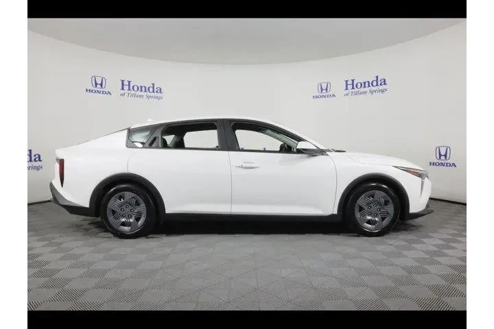 $22875 : Kia K4 2025 LX 4dr Sedan image 8