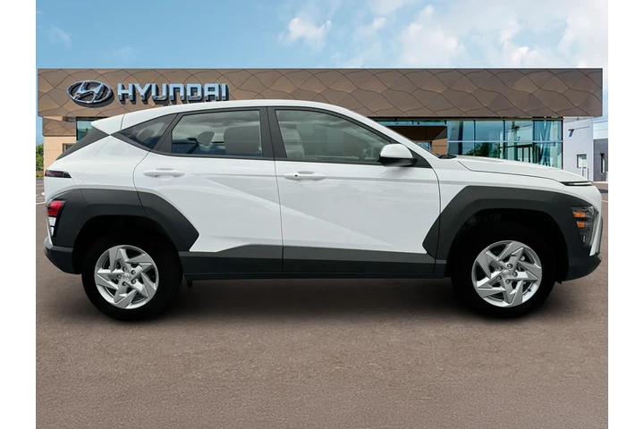 $25287 : Hyundai KONA 2025 AWD SE 4dr image 9