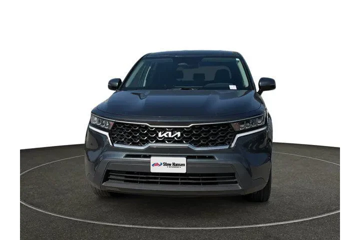 $21066 : Kia Sorento 2022 LX 4dr SUV image 8