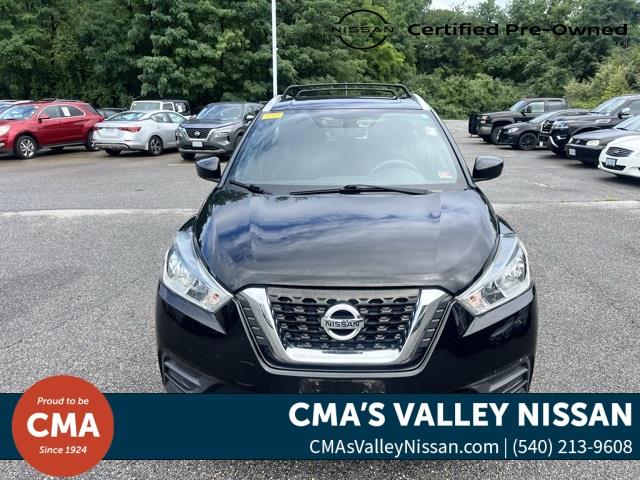 $17227 : PRE-OWNED 2019 NISSAN KICKS SV image 2