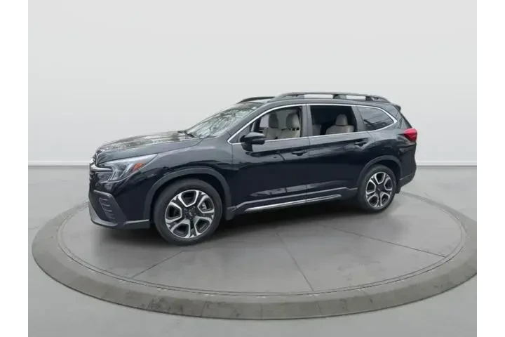 $25795 : Subaru Ascent 2023 AWD Limit image 4
