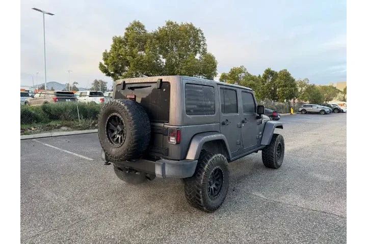 $21400 : Jeep Wrangler Unlimited 2017 image 4