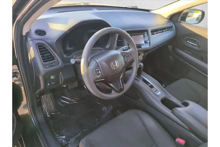 $15519 : Honda HR-V 2017 LX 4dr Cross image 10