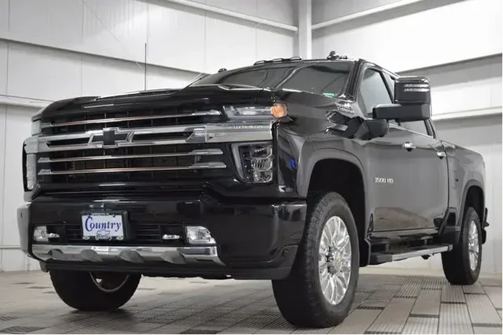 $63777 : Chevrolet Silverado 3500HD 2 image 3