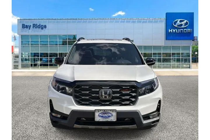 $30600 : Honda Passport 2023 AWD Trai image 10