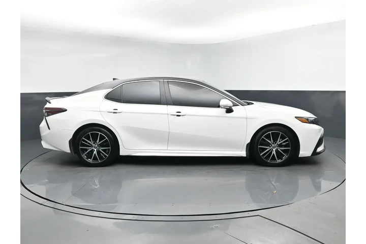 $21952 : Toyota Camry 2023 AWD SE 4dr image 3