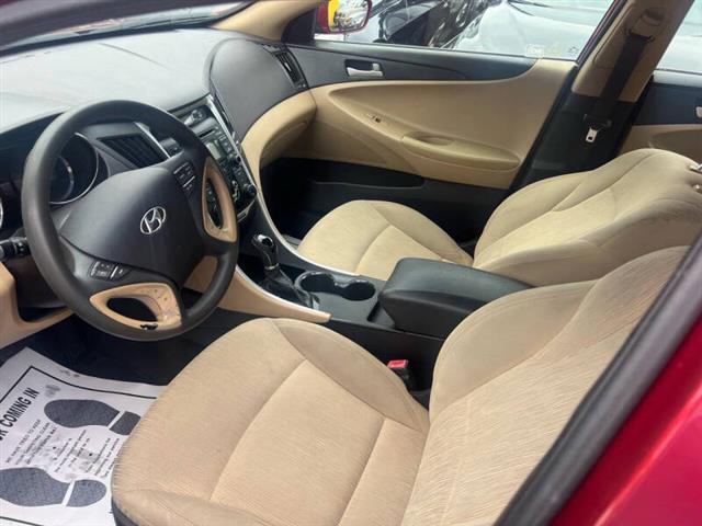 $6999 : 2012 Sonata GLS image 9