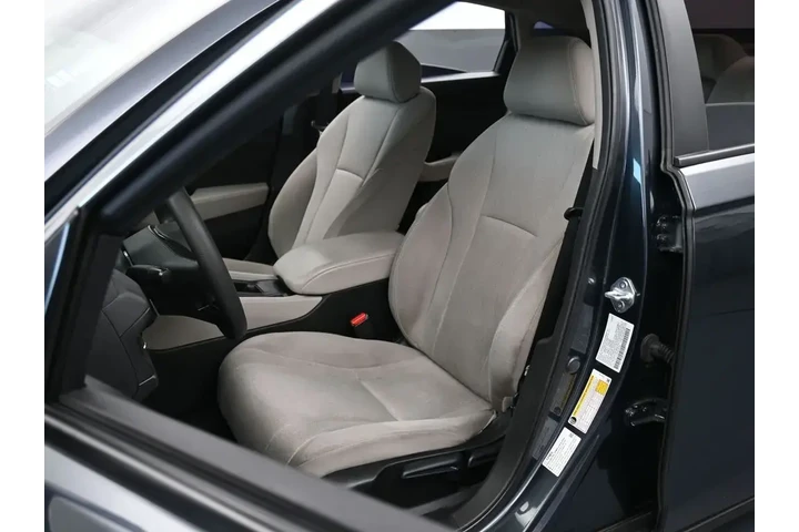 $20999 : Honda Accord 2024 LX 4dr Sed image 10