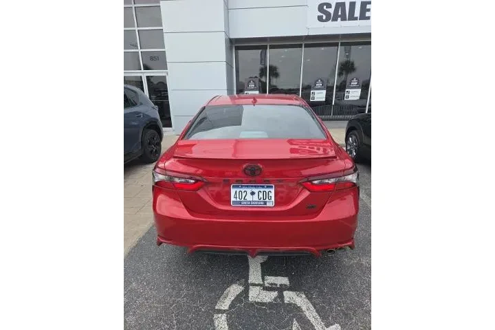 $27398 : Toyota Camry 2024 SE 4dr Sed image 4