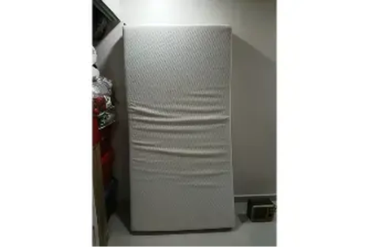 $1000 : Colchón Individual image 1