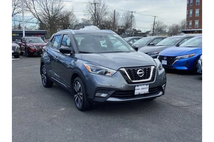 $15487 : Nissan Kicks 2020 SR 4dr Cro image 1