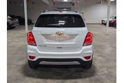 $17988 : Chevrolet Trax 2022 AWD LT 4 thumbnail